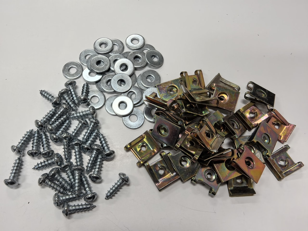 Саморезы автомобильные с закладной скобой и шайбой М5, 30 шт