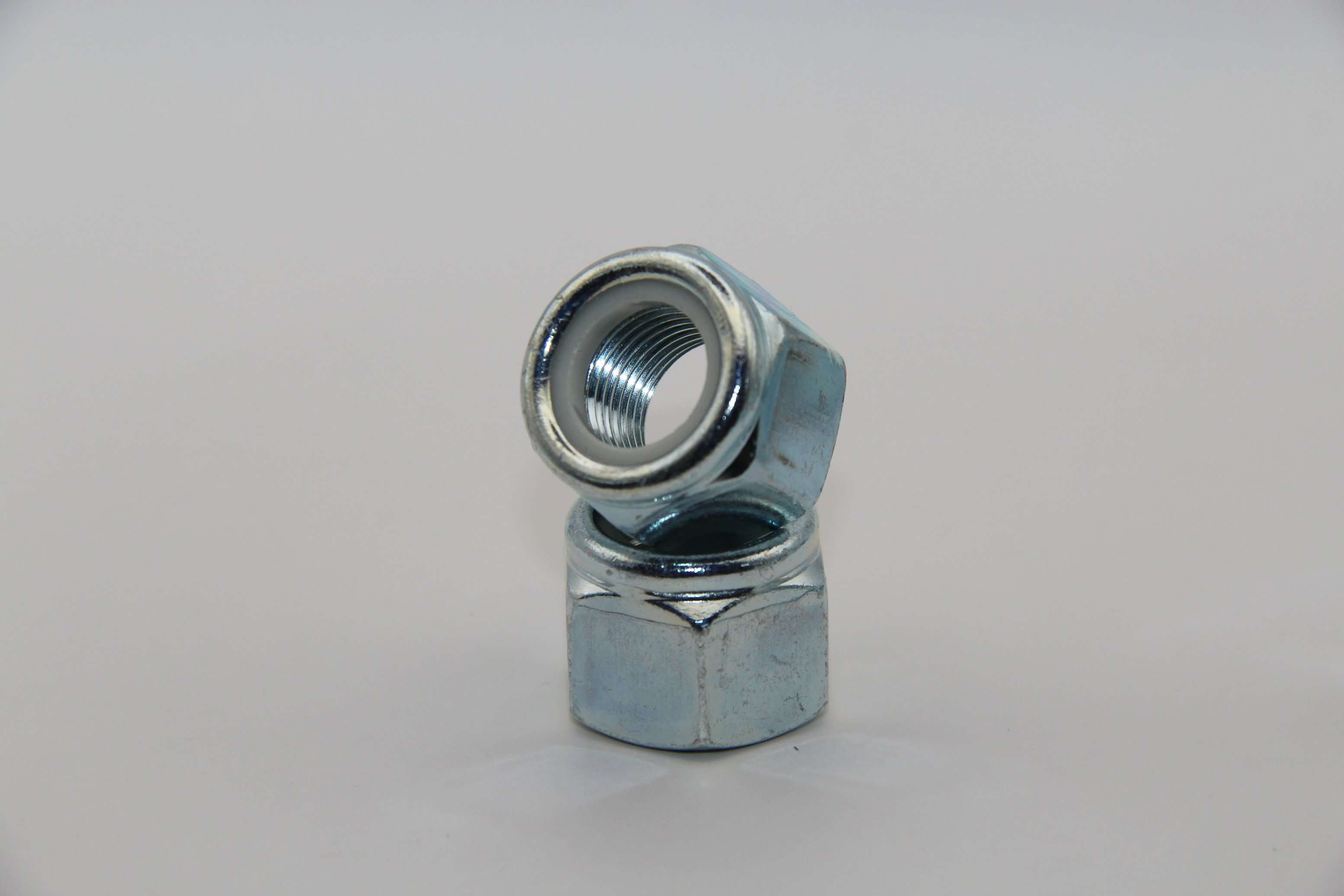 Гайка хвостовика редуктора М16х1.5 ВАЗ 2121, 2123 10 шт.